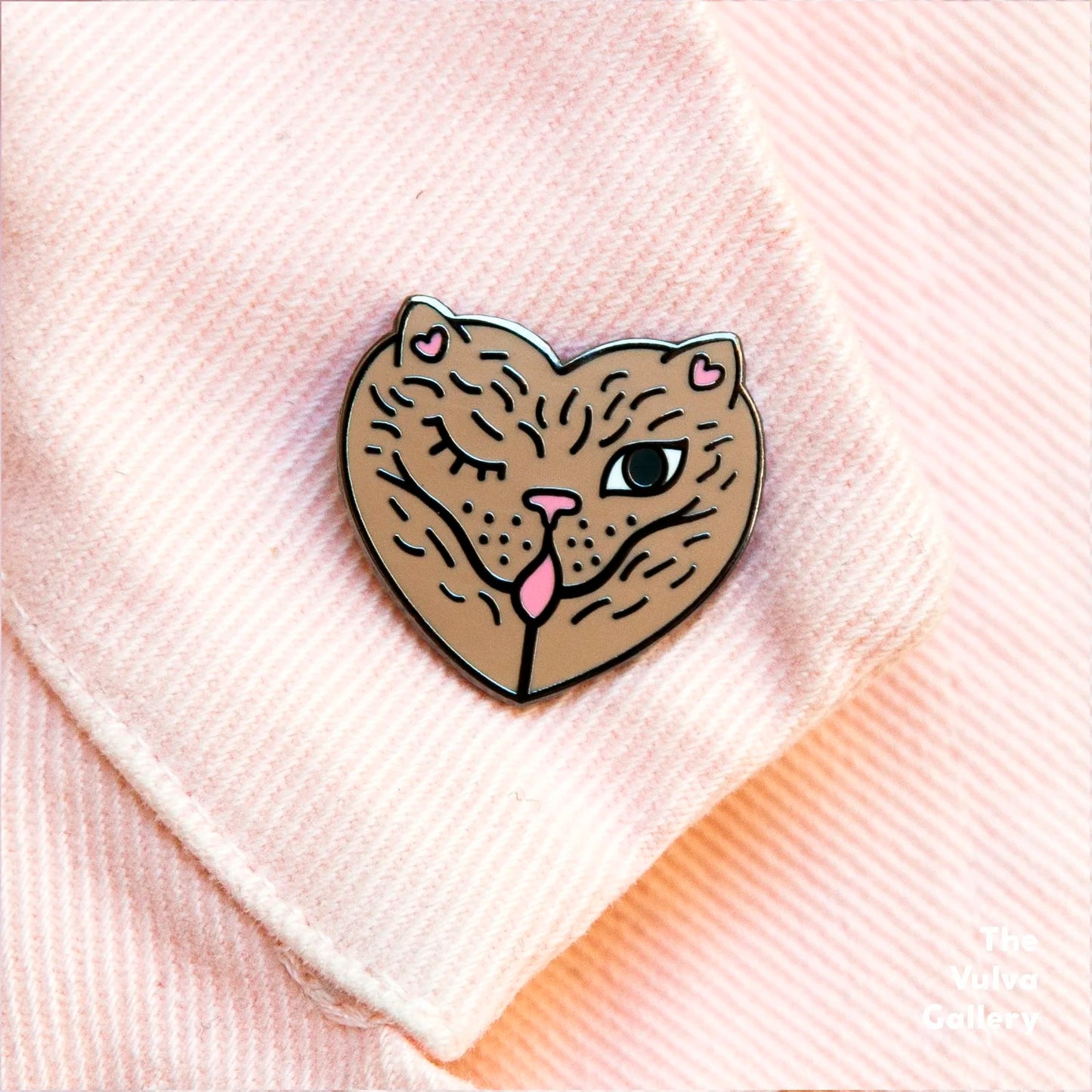 Emaille Pin | Cheeky Vulvacat