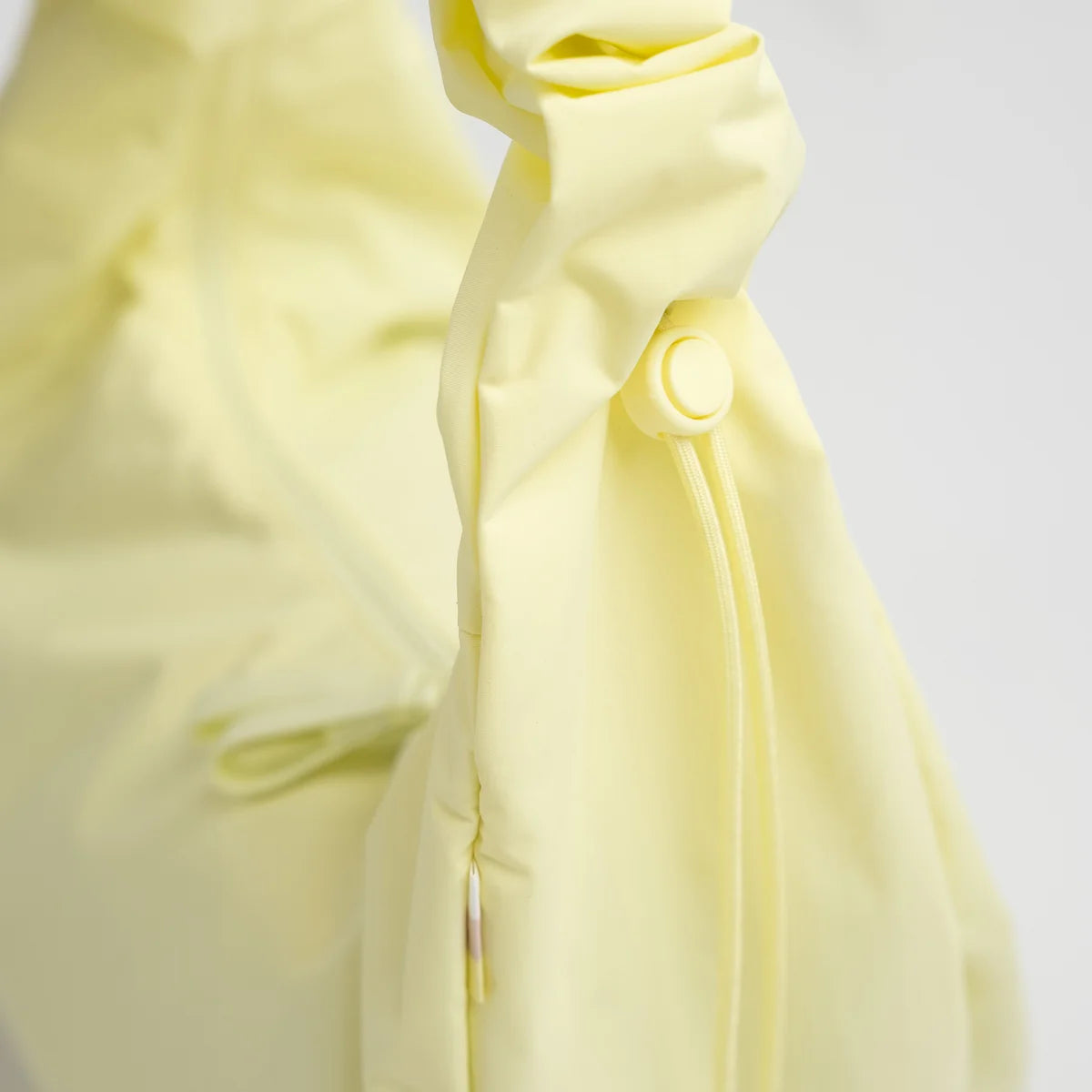 MOON BAG RUFFLE, sea lemon