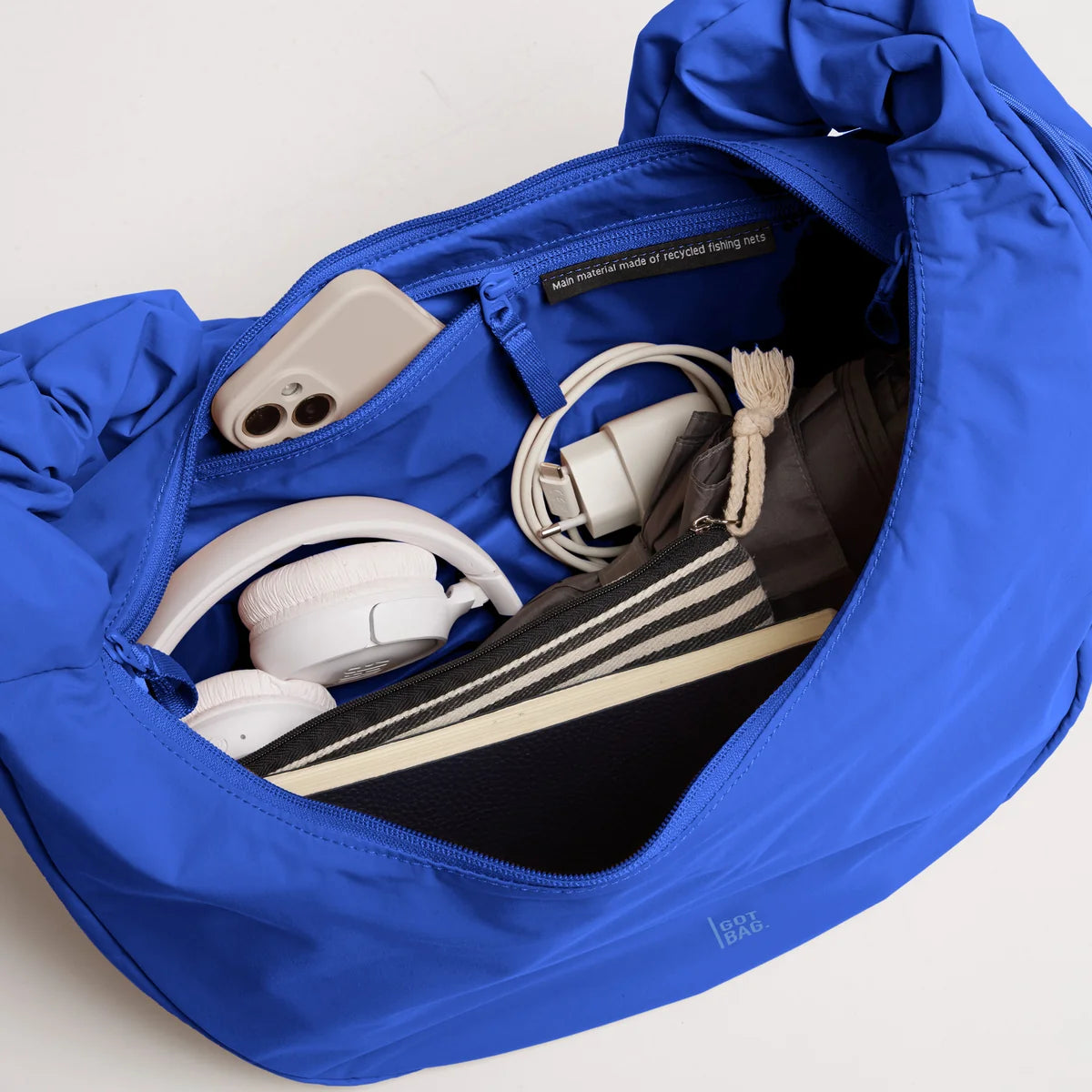 MOON BAG RUFFLE, cobalt
