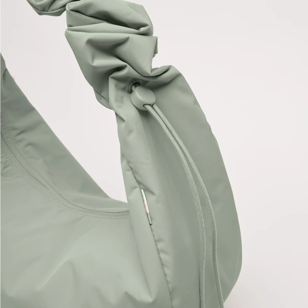 MOON BAG RUFFLE, bass