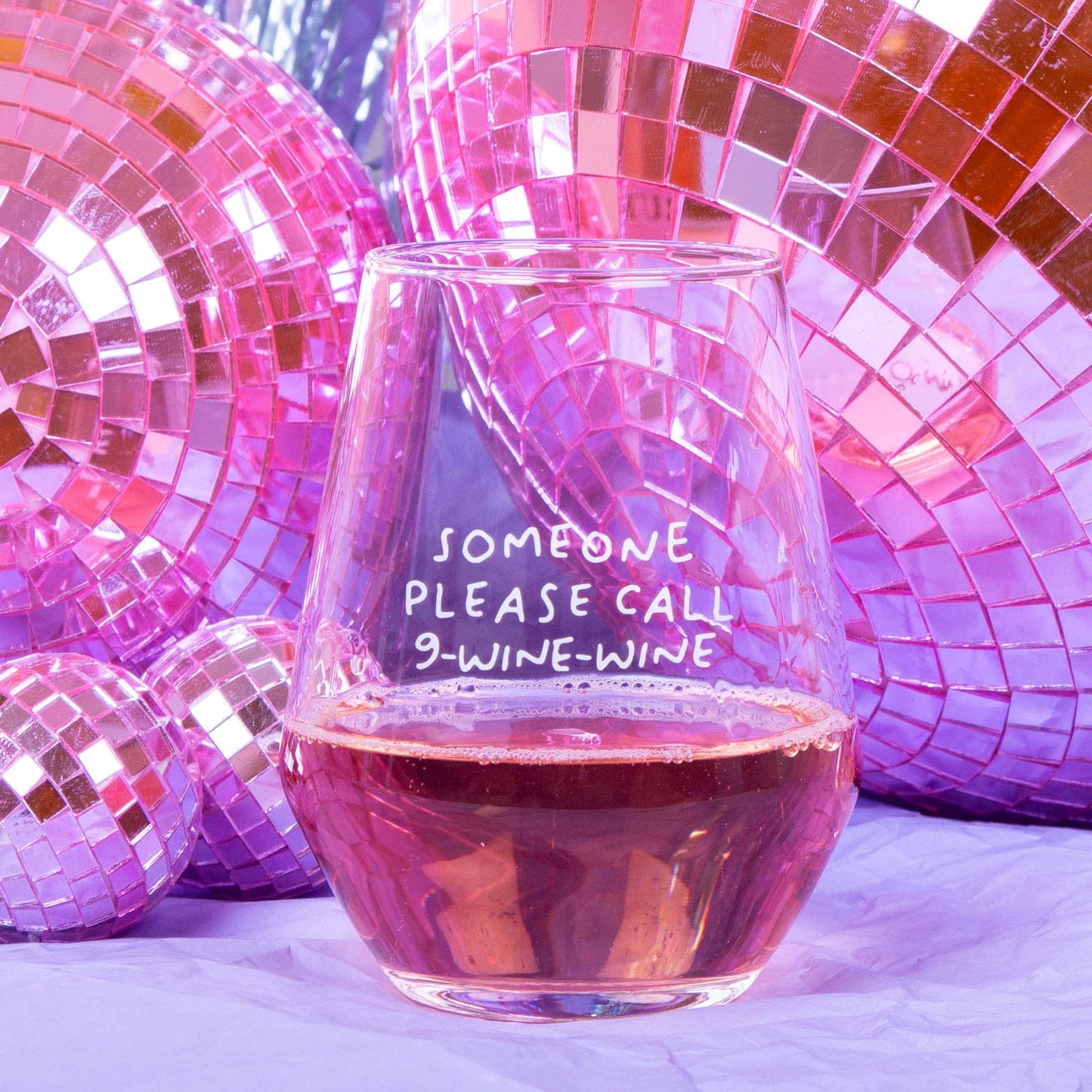 Glas "9-WINE-WINE"