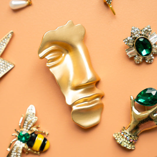 Brosche | Face