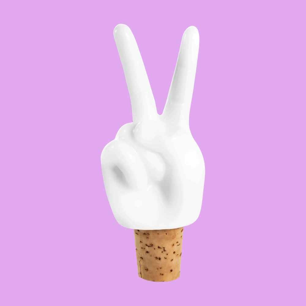 Weinstopper, peace hands