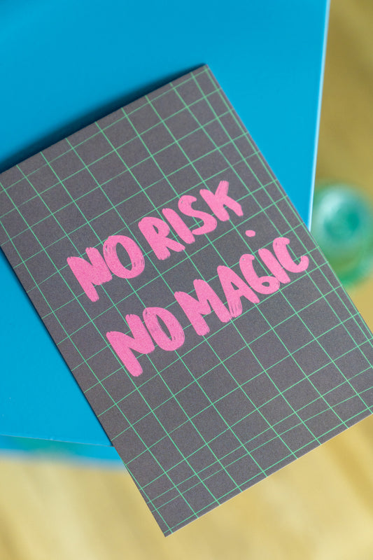 No risk. No magic | Postkarte