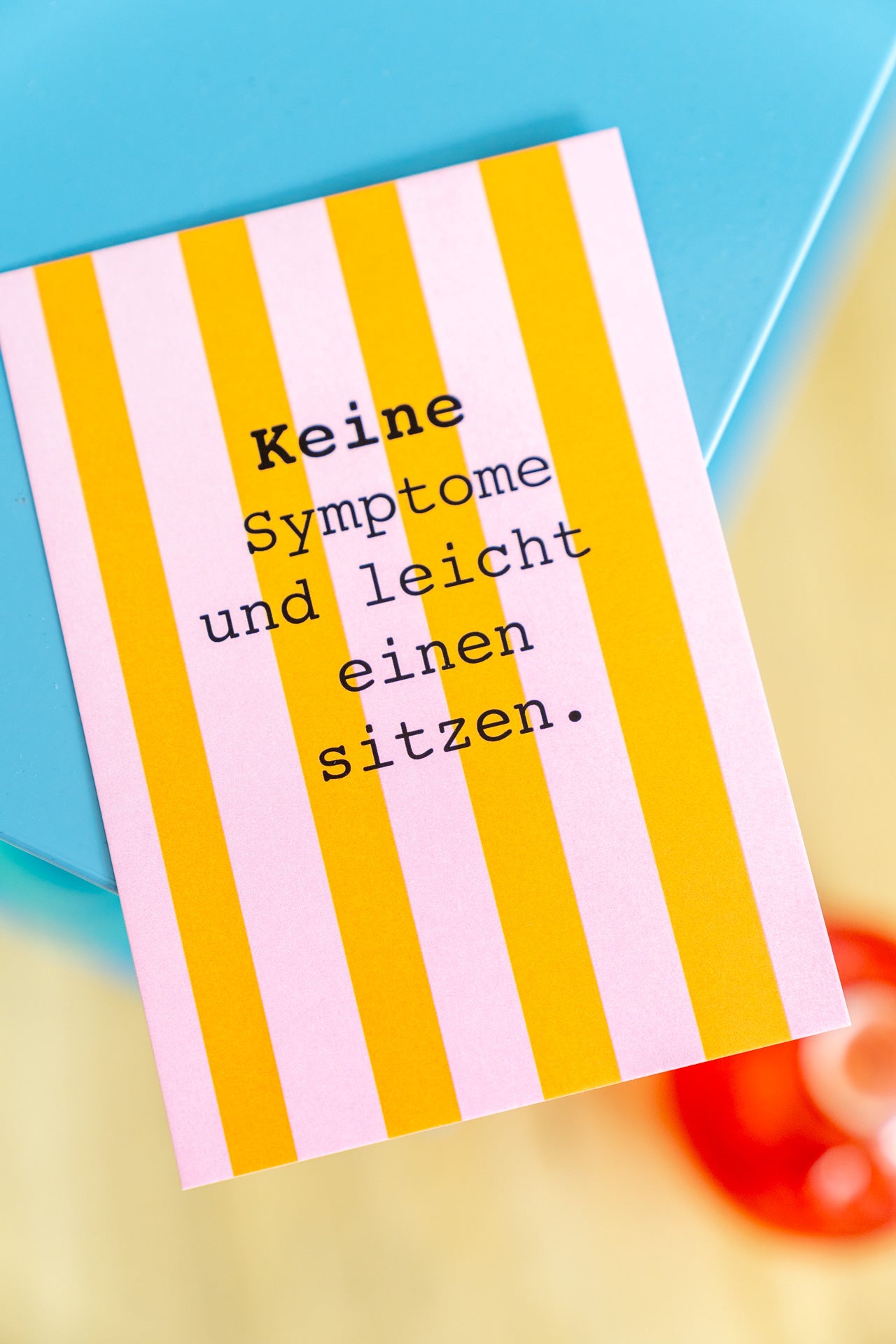 Keine Symptome und leicht einen sitzen | Postkarte