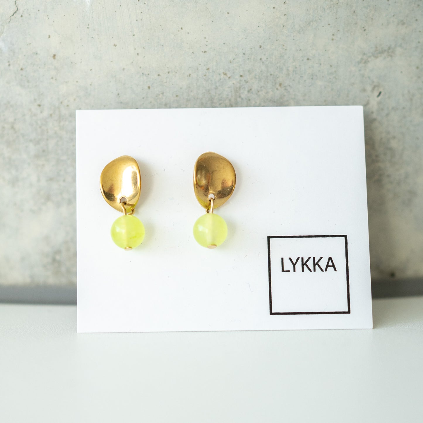LYKKA Ohrringe "leaf" gold|silber | versch. Farben