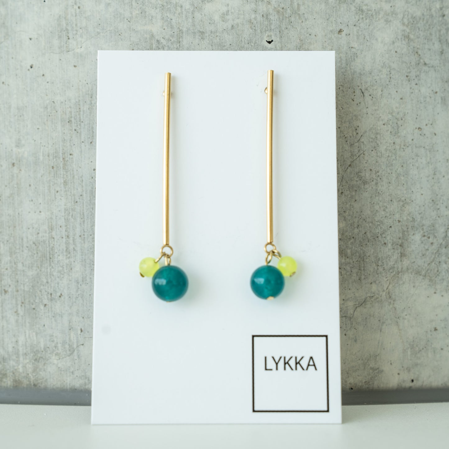 LYKKA Ohrringe "wire" | versch. Farben