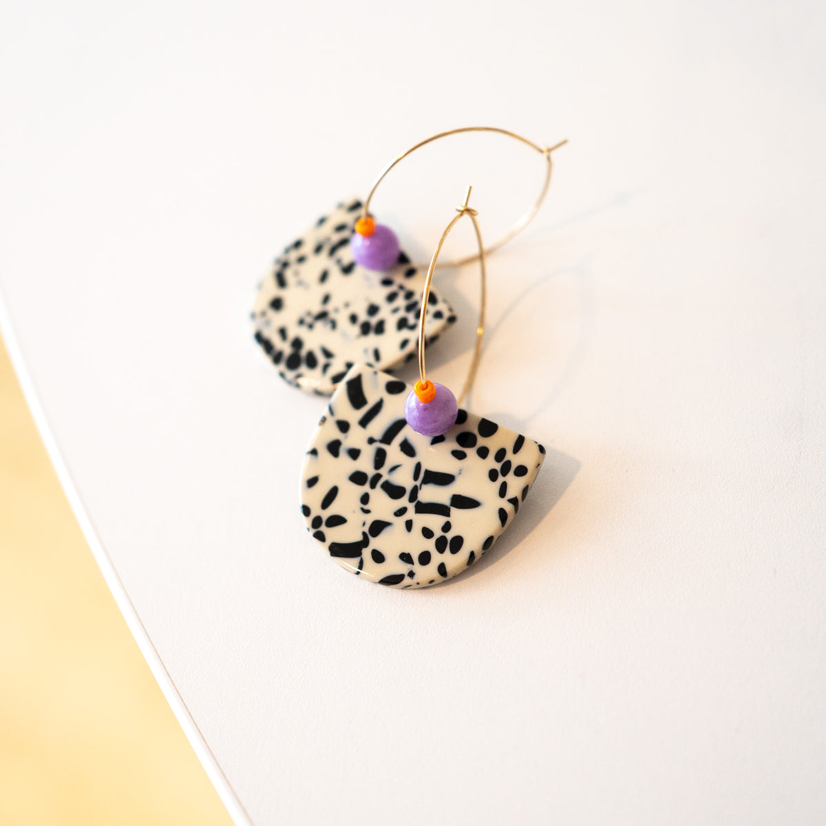 Ohrring TERRAZZO | flieder/orange