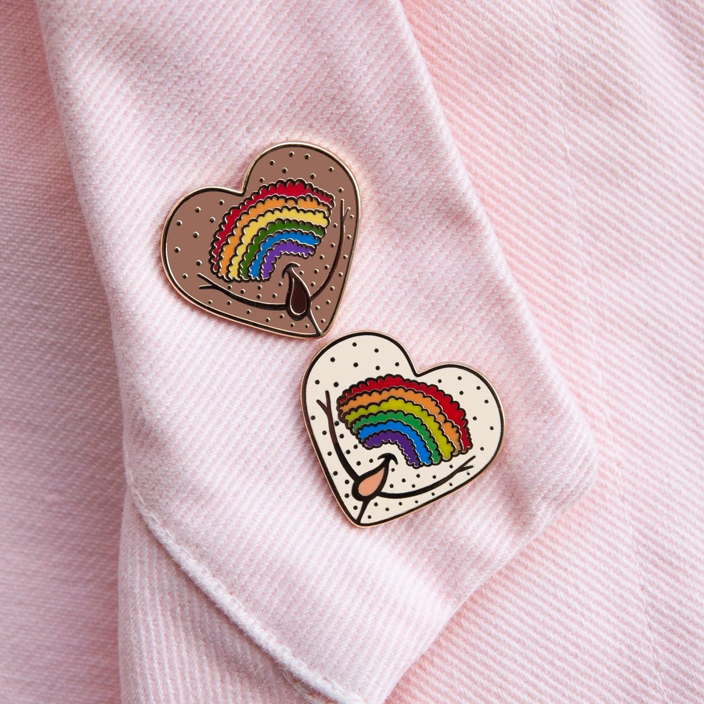 Emaille Pin | Happy Pride Vulva | rosa
