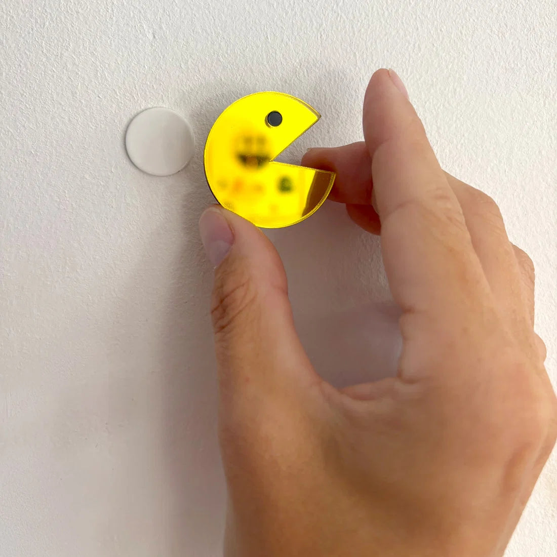 2in1 | Brosche & Wandkunst | yellow biter