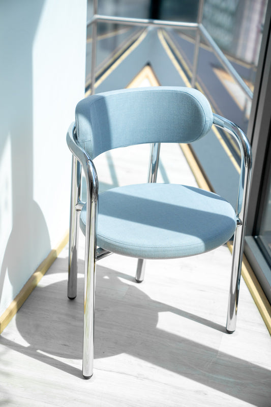 Arm Chair 32 | hellblau chrome